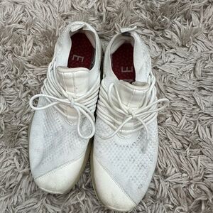 Lane Eight White Shoes, size 7